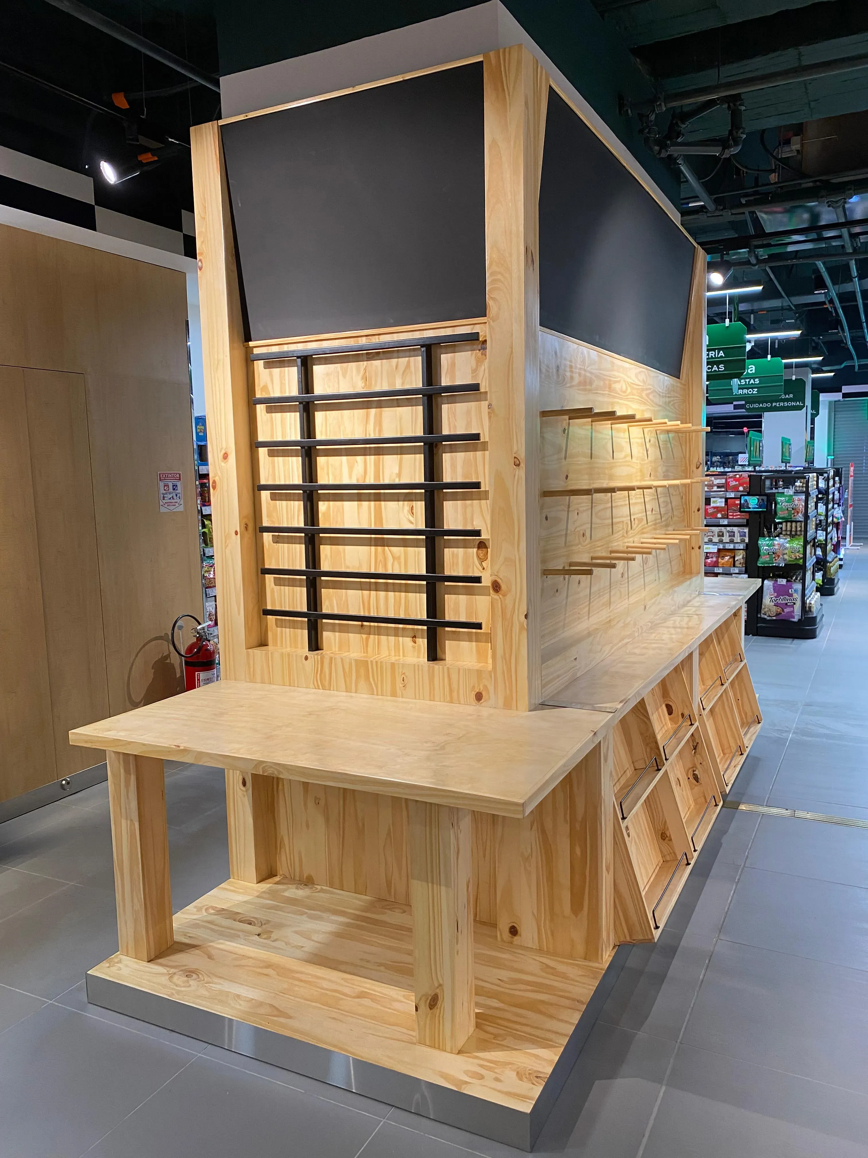 a la espera que confirmen imágenes finales para add SEO